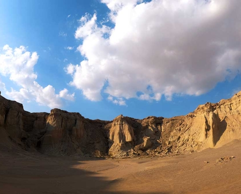 دره ستارگان یکی از جاهای دیدنی قشم با آسمان زیبا